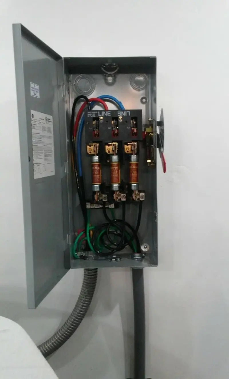 Three-phase disconnect switch installed for Electrical Wiring & Rewiring in Bensley